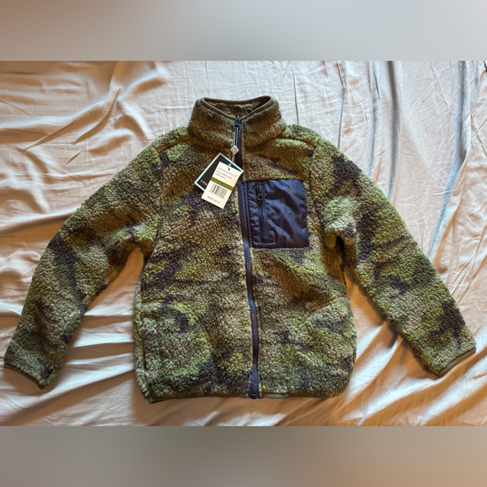 NWT Andy & Evan Camo Fleece Size 7